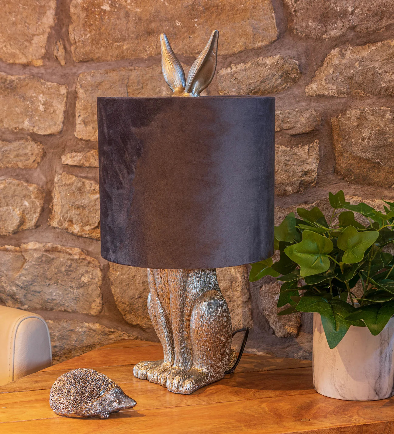 Hill Interiors Sillver "Sitting Peeking Hare" Table Lamp