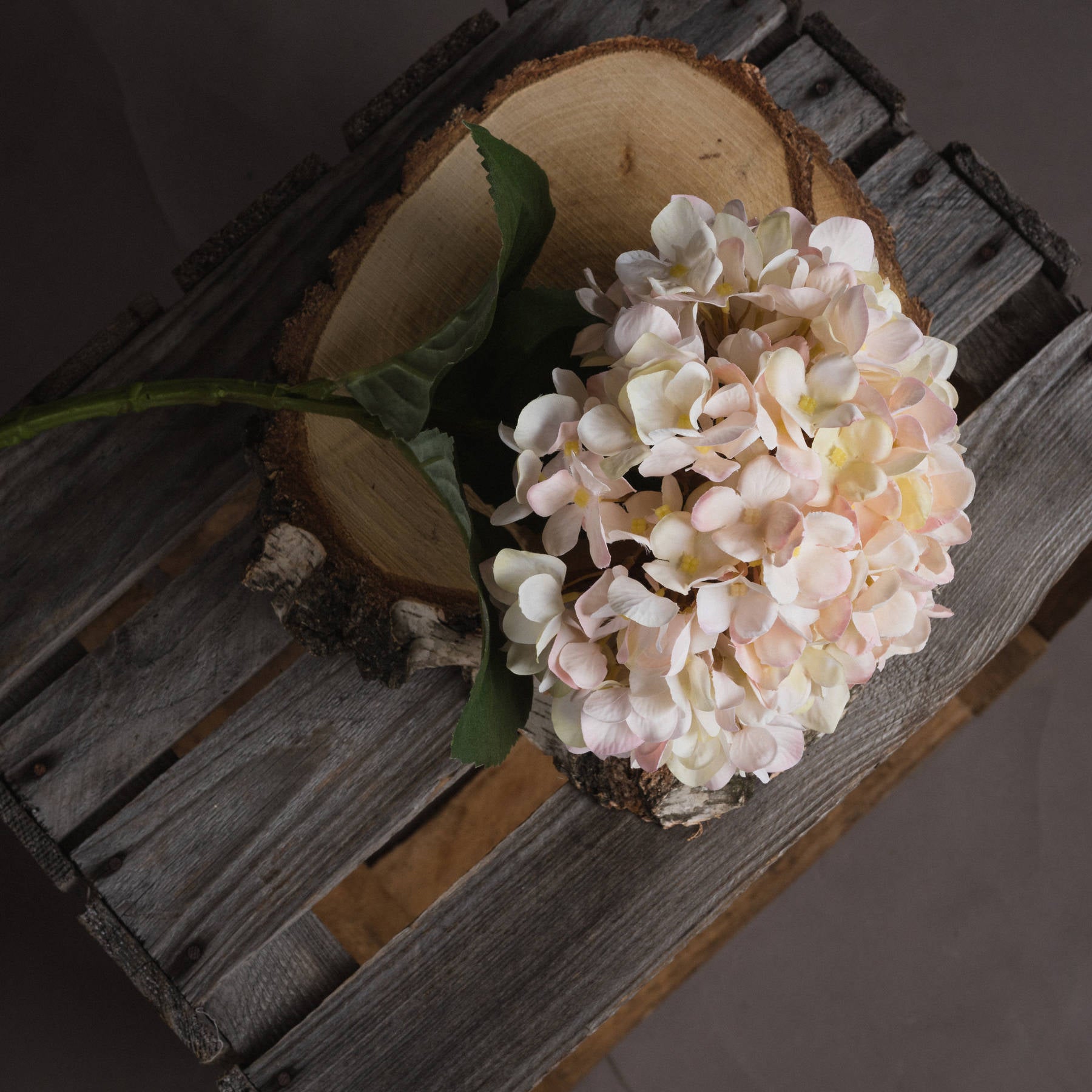 Hill Interiors Artificial "Autumn White" Hydrangea Single Stem