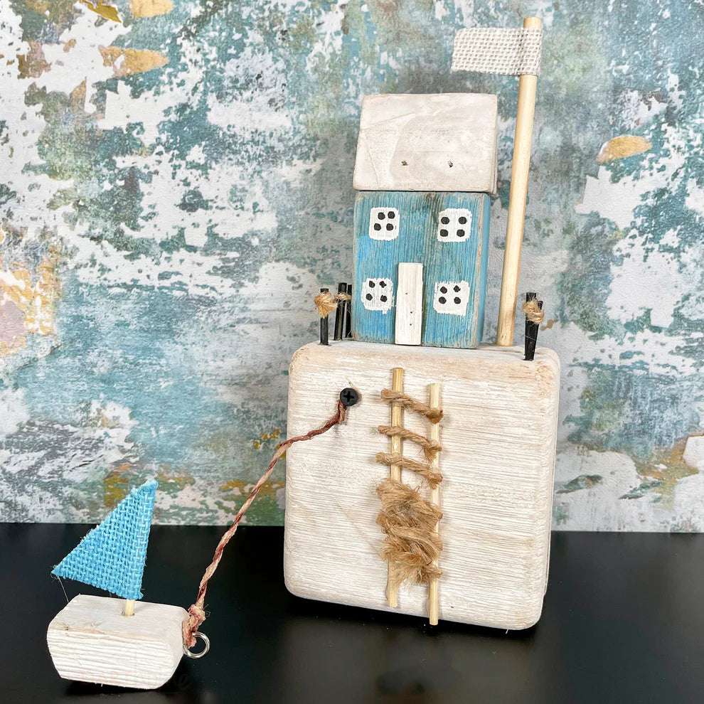 Nautical Wooden Harbourside Beach House Decoration