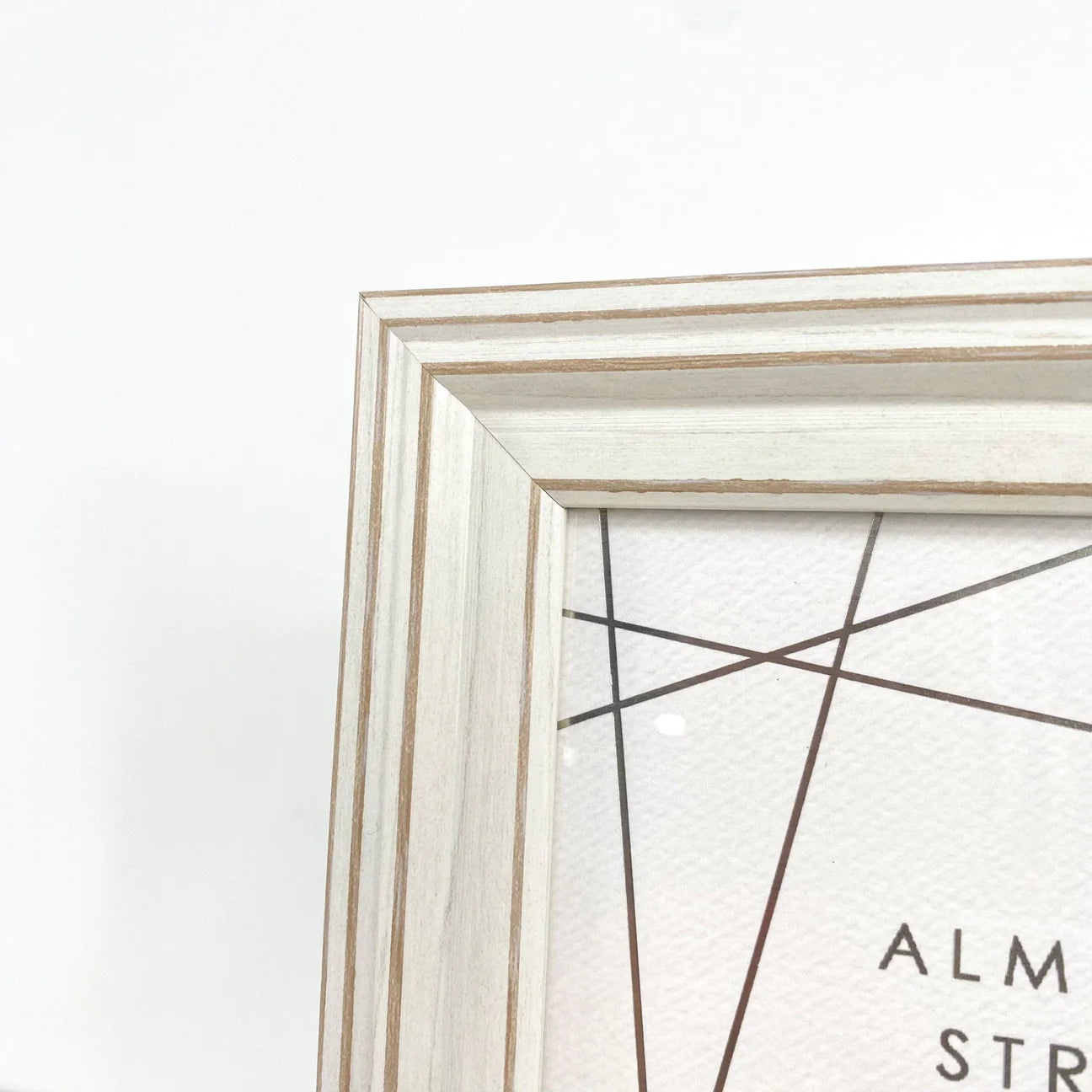 Art Marketing "4x4" Cream Shabby Chic Frame