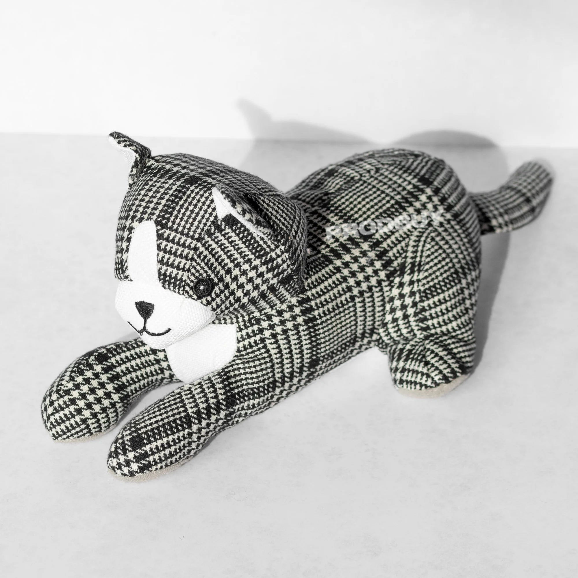 Fabric Black and White Gingham "Laying Cat" Doorstop